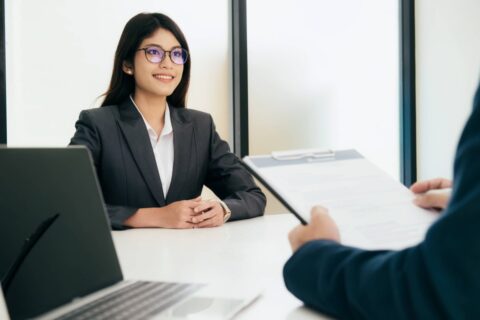 come vestirsi per un colloquio di lavoro