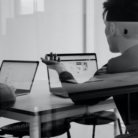 5 consigli per gestire le emozioni sul posto di lavoro